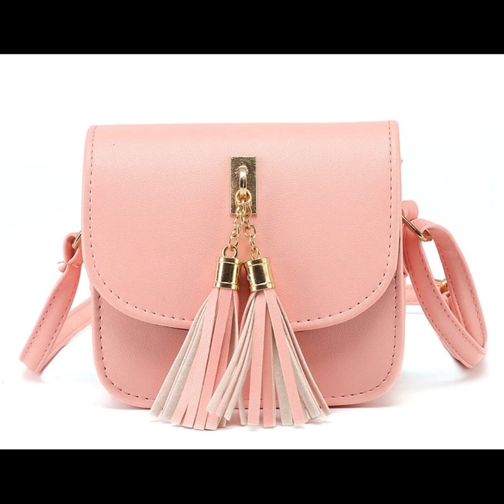 Pink shoulder bag